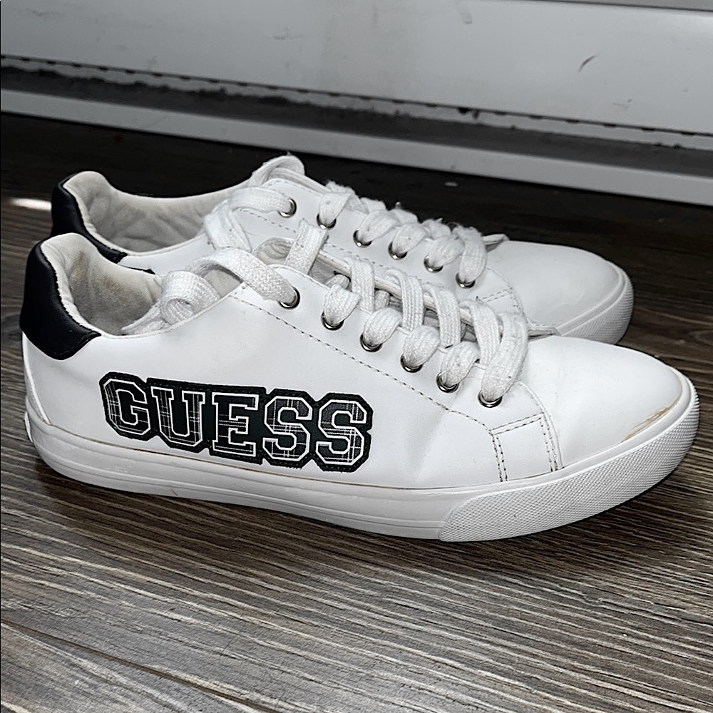 Guess White Sneakers size 9